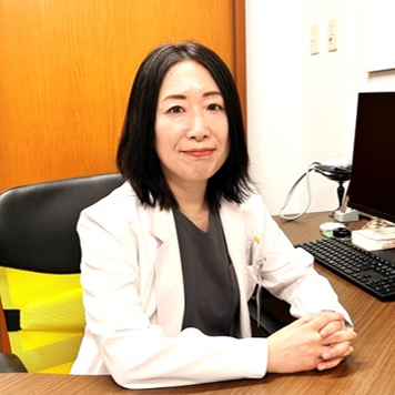 院長　小西 亜佐子
